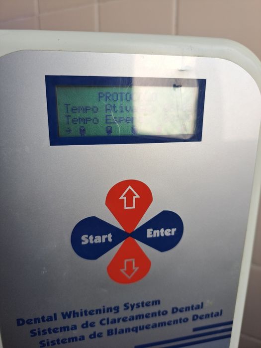 Equipamento branqueador leds profissional ( clínica dentária )