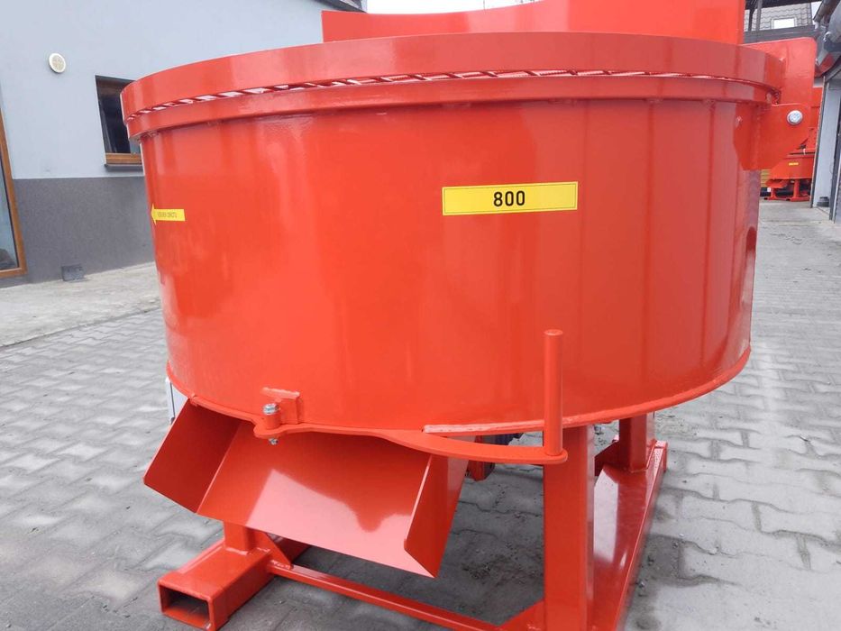 Betoniarka elektryczna 800L - malowana proszkowo