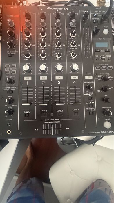 Pioneer DJM 750 mk2