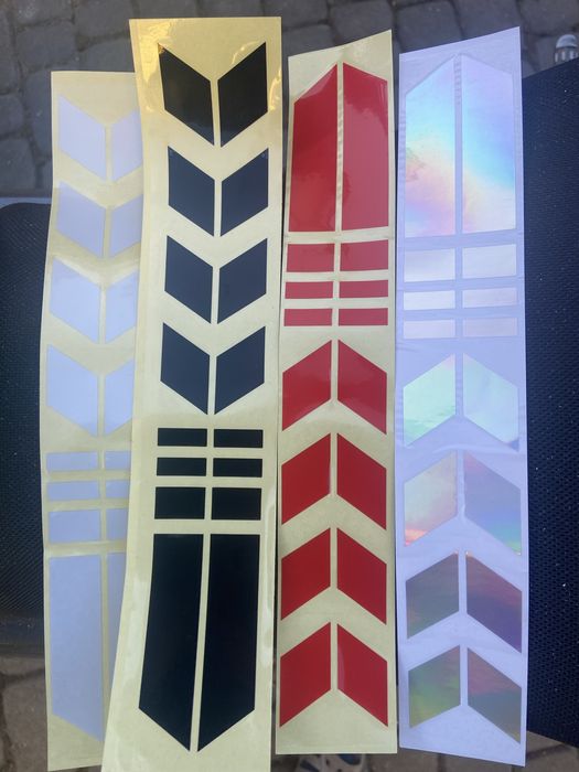 Наклейки на мото (на крило на бак на диски ) і (підсвітка ) тюнінг