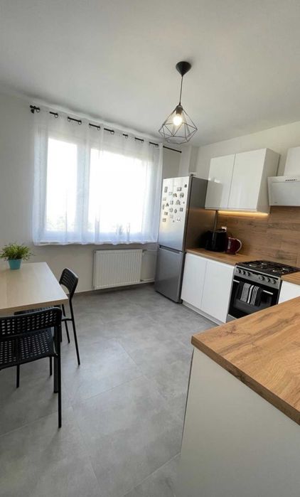 Pokój jednoosobowy z balkonem do wynajęcia - Bulwar Ikara