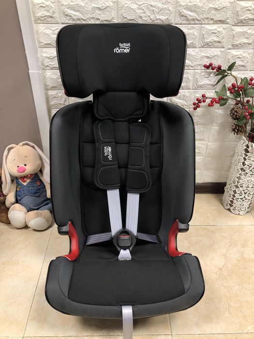 Автокрісло Britax Romer ADVANSAFIX IV R Група 1/2/3 (9-36кг) брітакс
