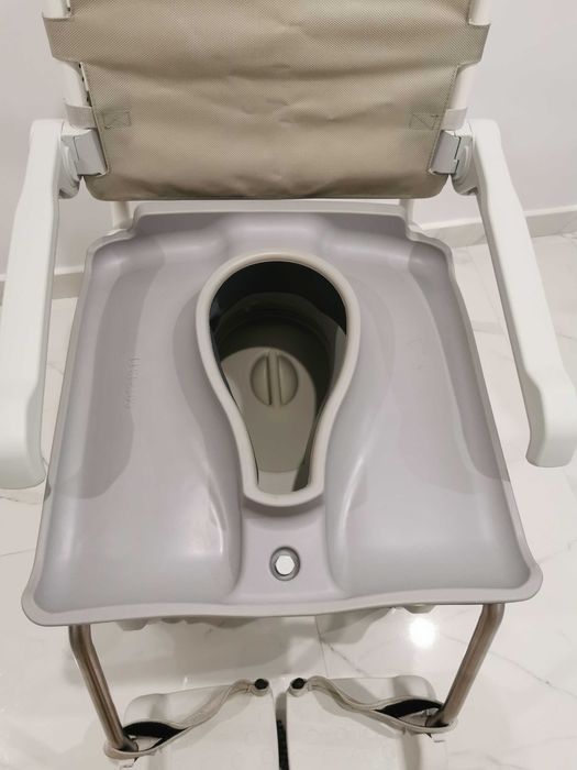 Cadeira de Banho/Sanitária Aquatec Ocean Ergo + Almofada Suave + Balde (Fatura Jan 2026)