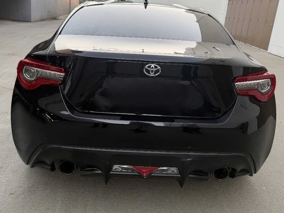 Toyota 86      2018