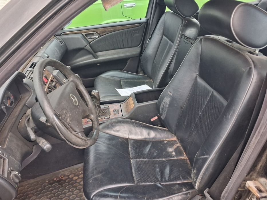 Мерседес 210 1999г 2,2дизель 6кпп по тп