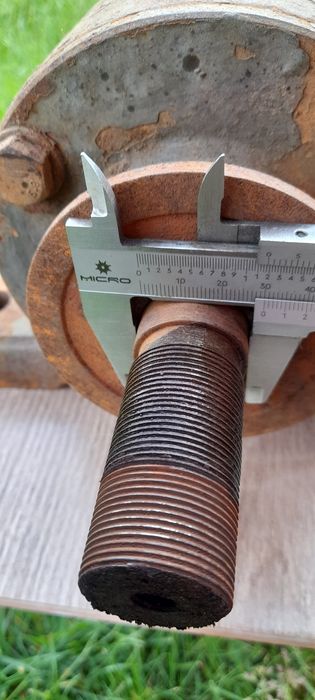 Wałek masywny do piły, krajzegi, szlifierki