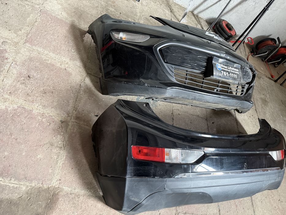 Бампера Chevrolet Bolt EV Premier 2020 цвет 384А