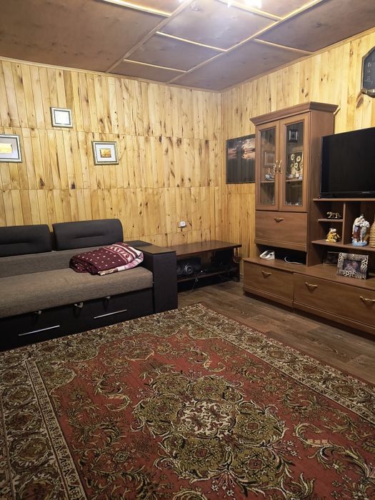 Продається будинок біля річки