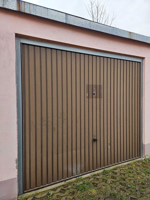 Wynajmę garaż z oświetleniem przy ul. Krasińskiego