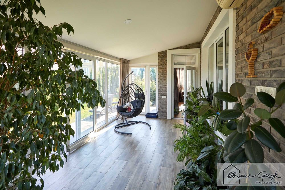 Оренда будинку 287 кв.м. КМ Green Hills (Одеська траса) Київ 10 км.