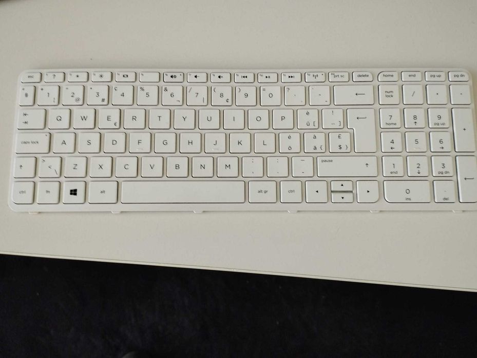 Teclado Portátil HP - Primax P/n 2b-06933q111 ou hp service p/n 726104-bg1