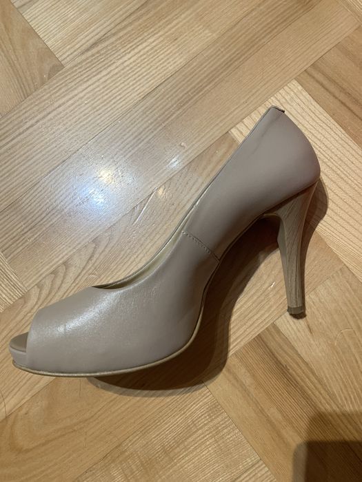 Buty SALA beżowe szpilki rozmiar 37