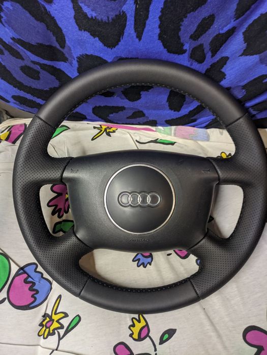 Руль Ауді А6(обшитий)