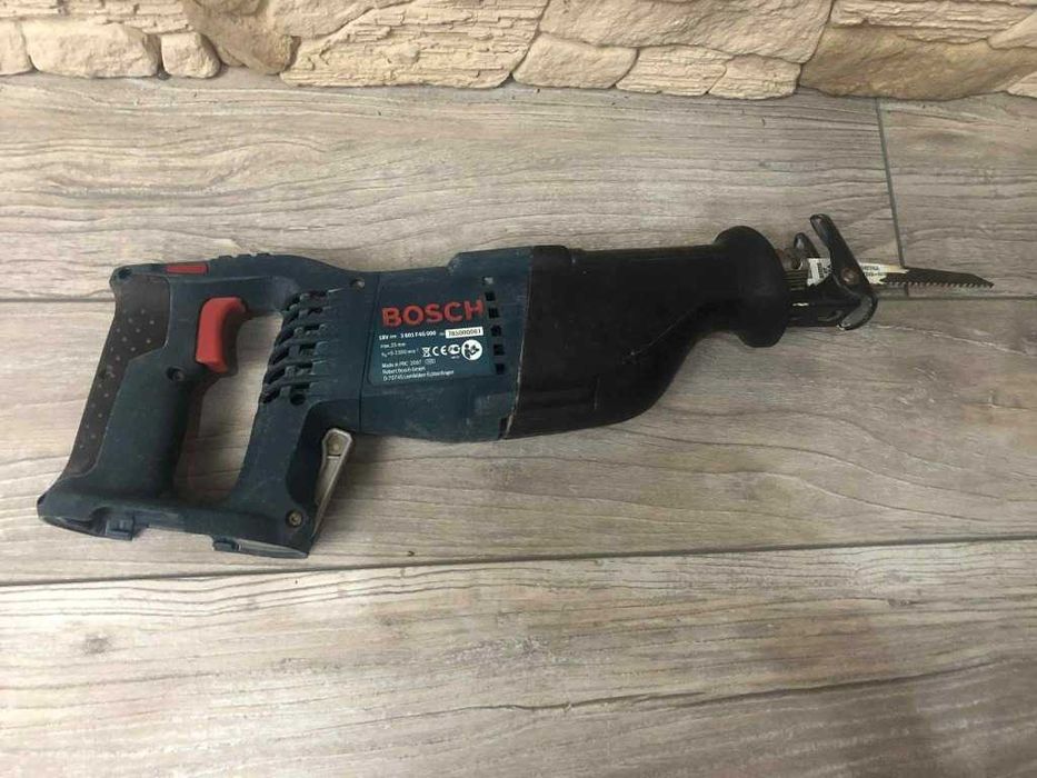 Piła szablasta BOSCH GSA 18 VE lisi ogon