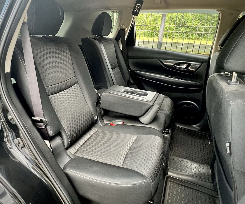 Продам Nissan Rogue.