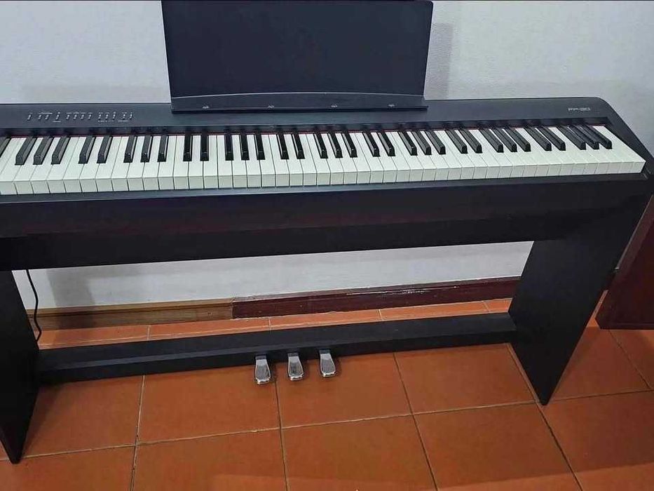Piano Roland fp 30