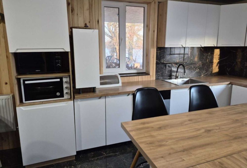 Продам будинок в гарному стані в м.Погребище 2154