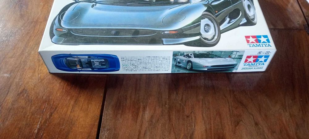 tamiya 1:24 Jaguar XJ220