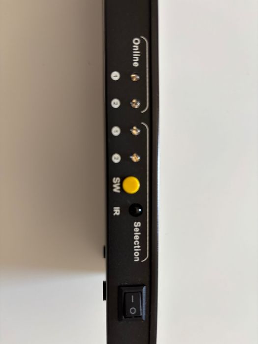 KVM Switch TESmart HKS0402A1U – 2 PCs / 2 Monitores HDMI