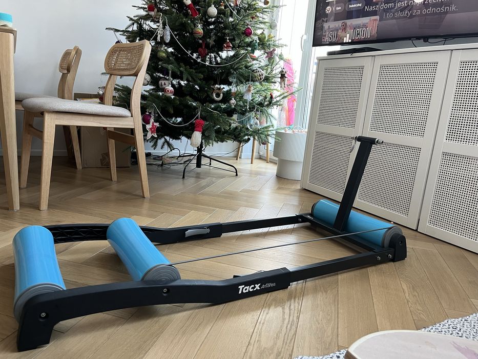 Tacx Antares Trenazer rowerowy rolkowy