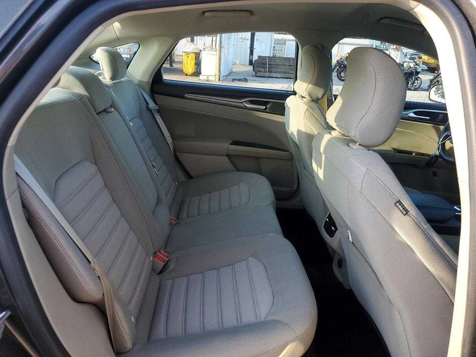 FORD Fusion SE 2019