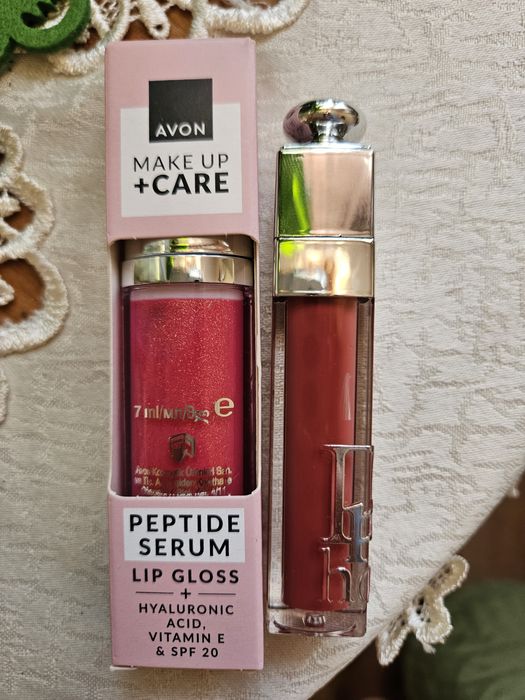 Avon błyszczyk Dewy Pink