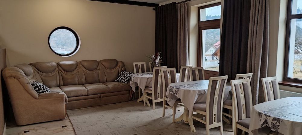 Оренда котедж покімнатно  Славсько без господаря до 17осіб