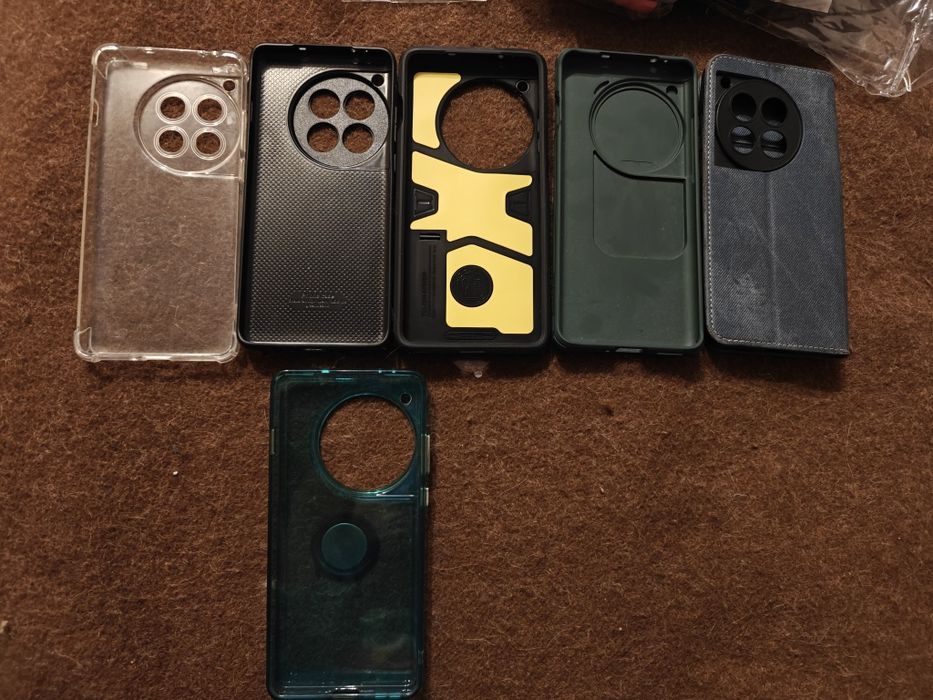 Чохли на Oneplus 12