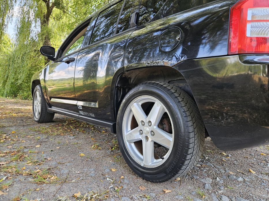 Jeep Compass 2006 рік 2.4 бензин автомат 4×4  для військових