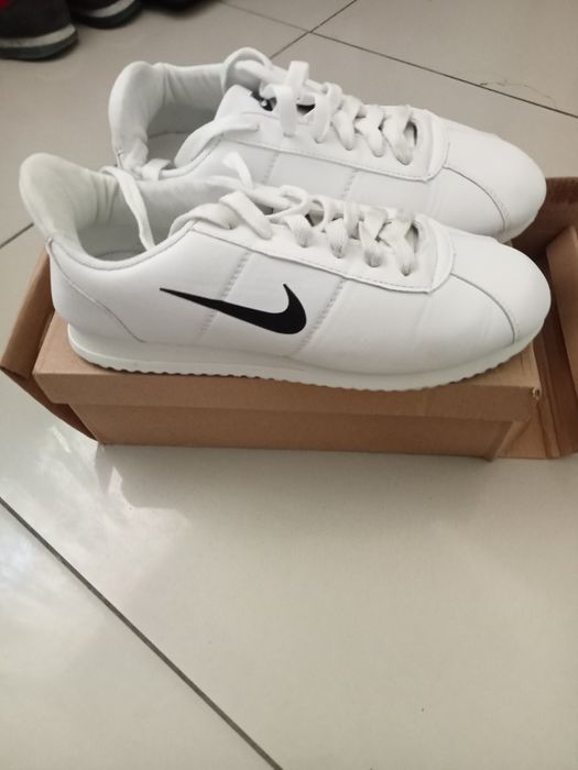 Sprzedam buty damskie Nike