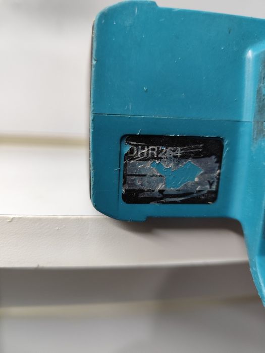 Makita DHR 264 потужний акумуляторний перфоратор Макіта оригінал