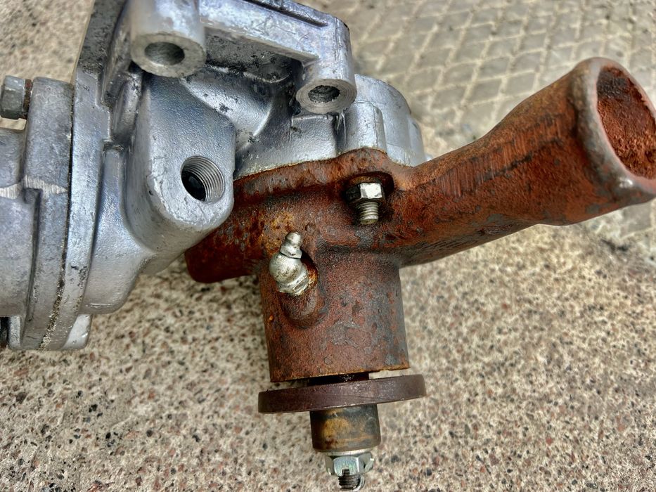 Помпа  Волга 2401 УАЗ 469 452  СССР