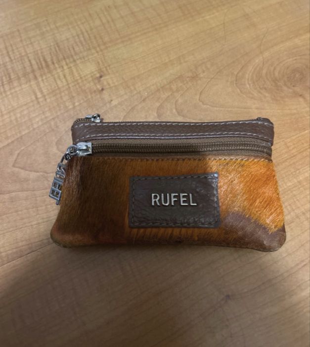 Carteira rufel.