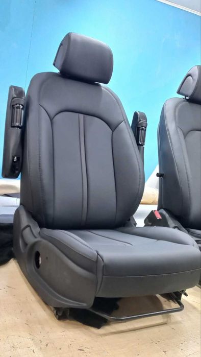 Перетяжка автомобільних салонів