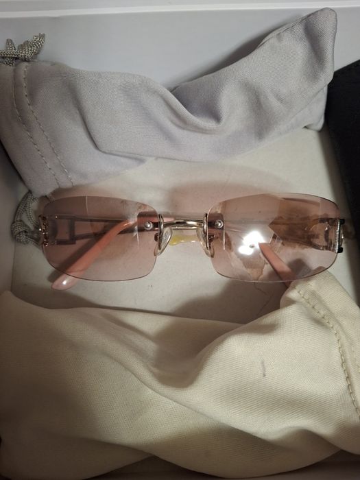 Сонцезахисні жіночі окуляри