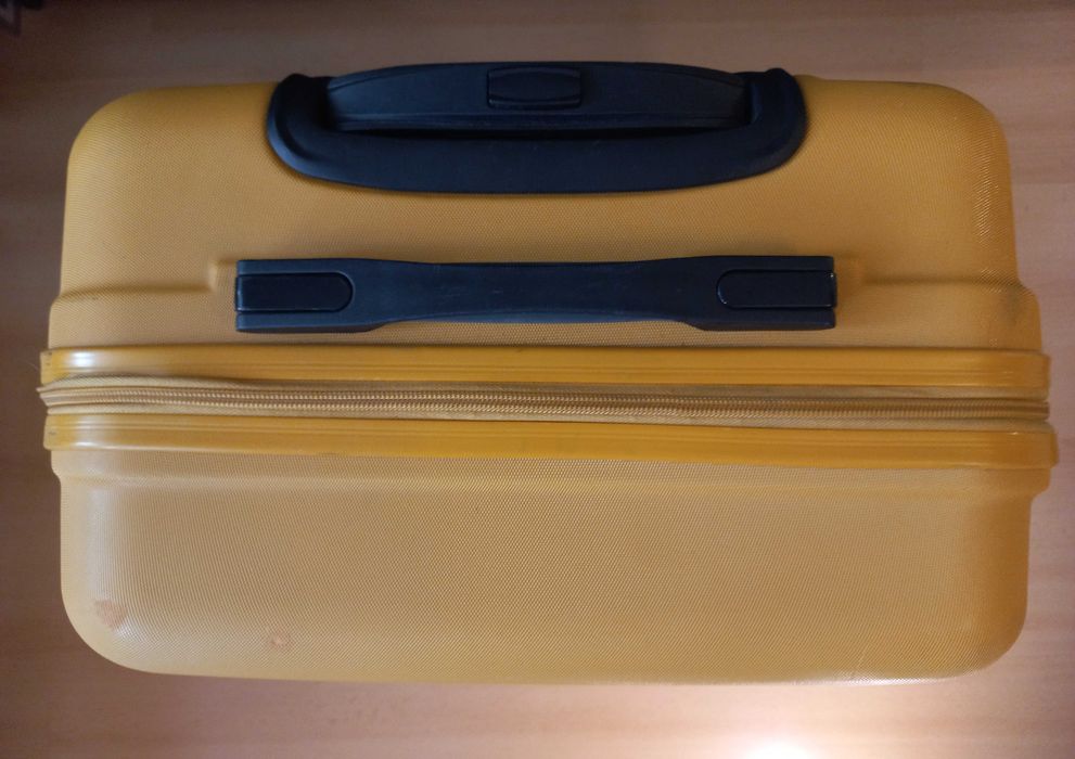 Walizka WITTCHEN średnia, 67 cm