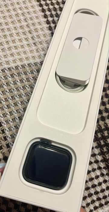 Apple watch SE 40мм