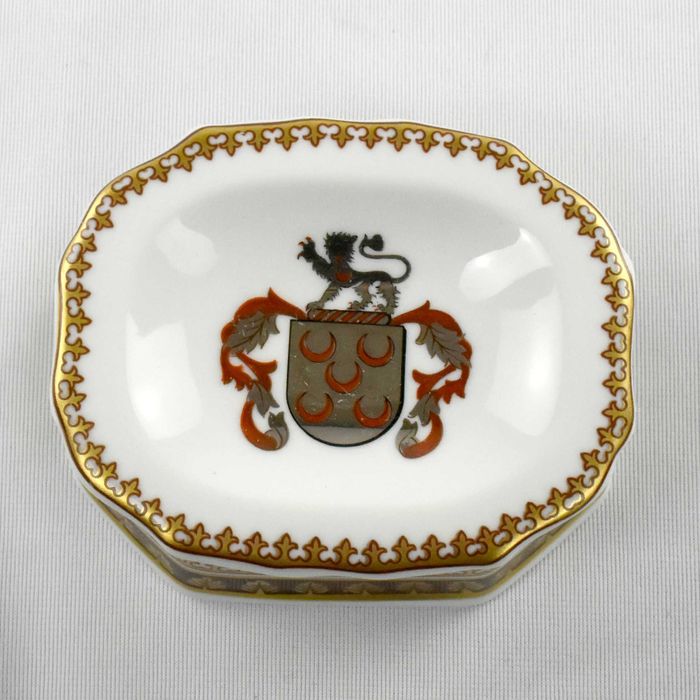 Saleiro em porcelana Porart decoração Escudo de Armas Pinto
