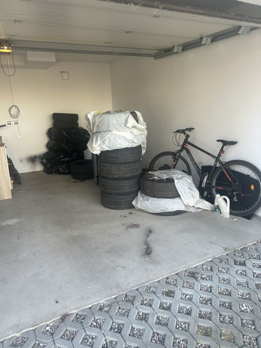 Sprzedam garaż w Redzie ul. Willowa