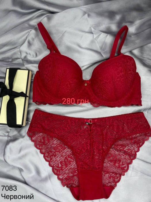 Жіноча спідня білизна