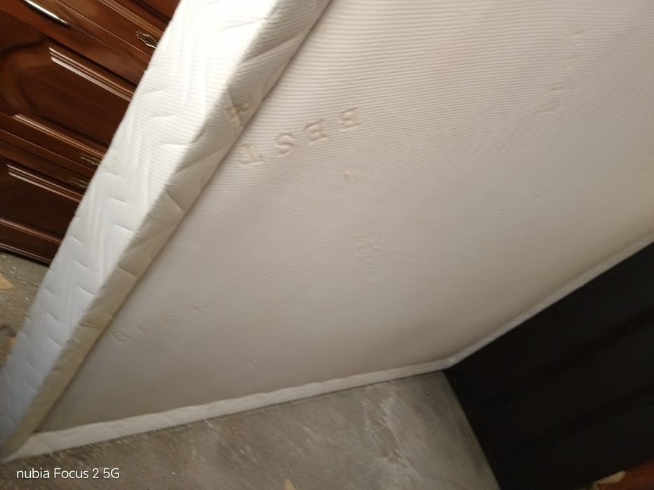 Cama de 160x2m com colxao