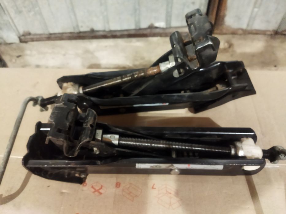 Домкрат  на Volkswagen Skoda Audi Seat