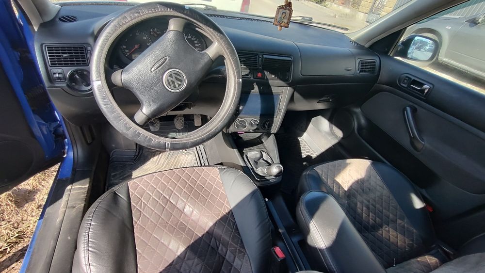 Продам , Фольксваген гольф 1.6 б.