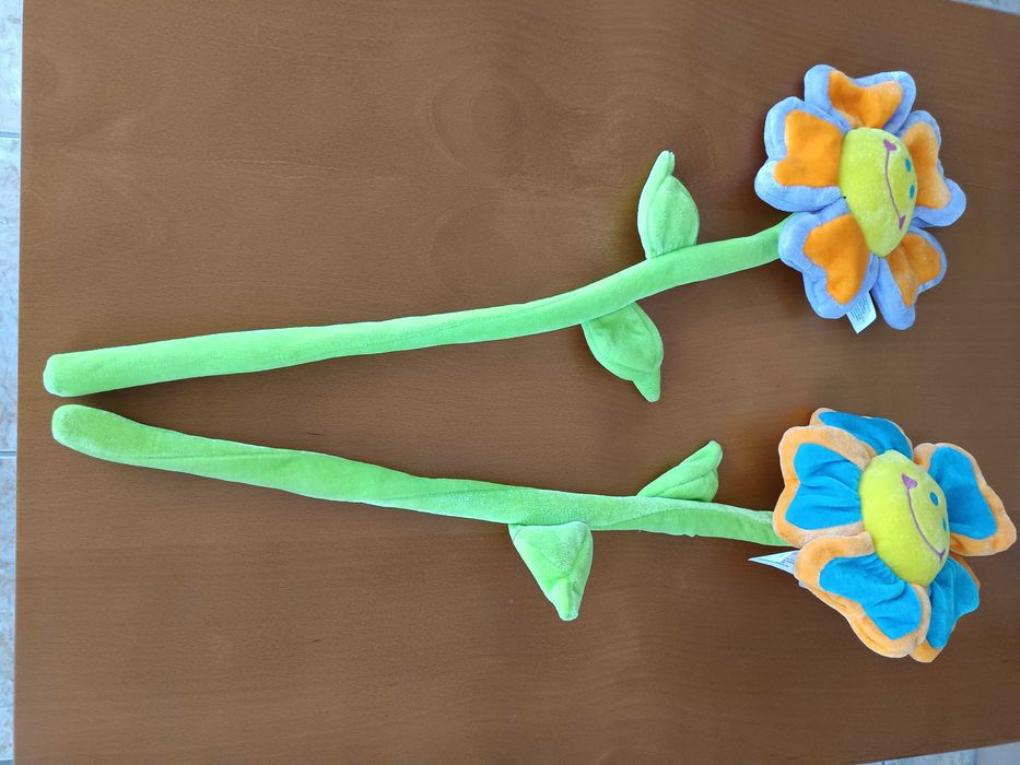 Vendo flores infantis em tecido