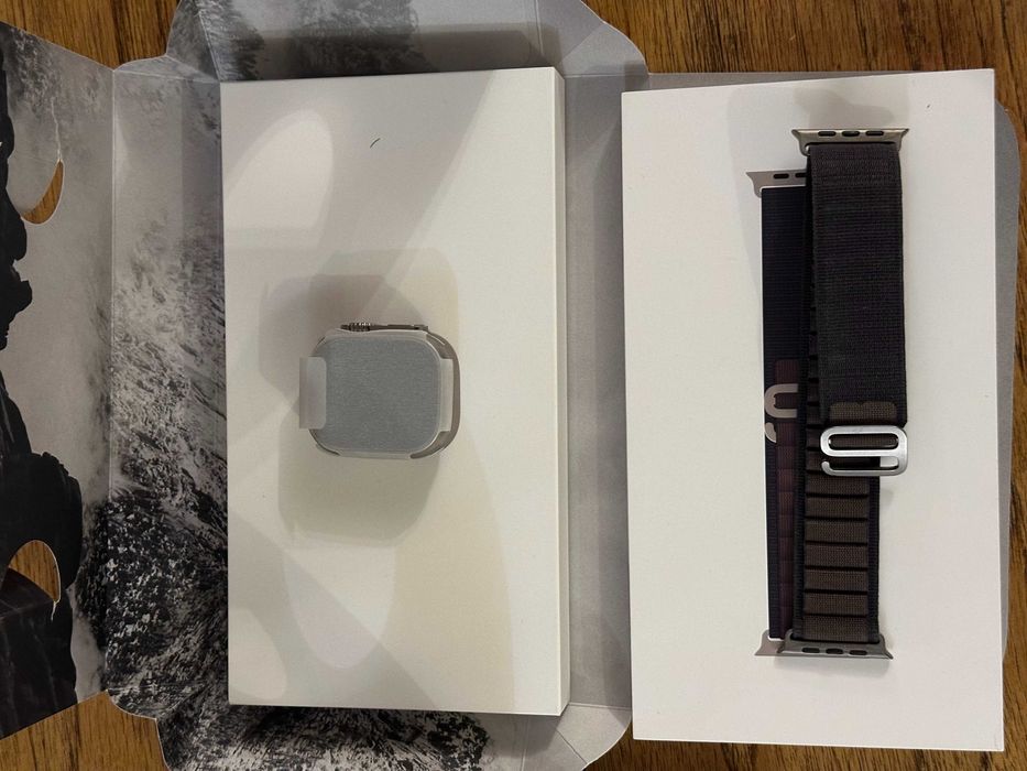 Apple Watch Ultra 2 49mm + opaska alpine loop indiego L