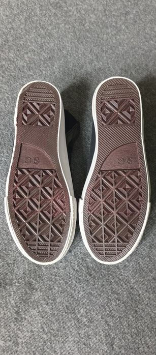 Нові дитячі кеди на липучках 24.2 см