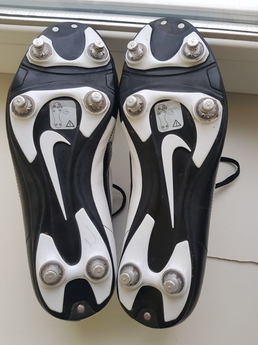Футбольні бутси Nike Tiempo Rio II SG.
