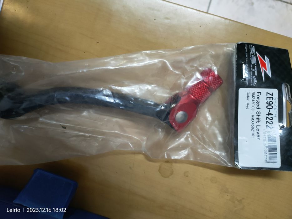 Pedal de mudanças Suzuki