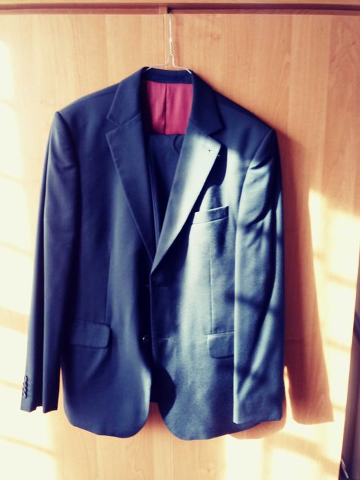 Garnitur Bytom  176/104/92 czarny w delikatne prążki