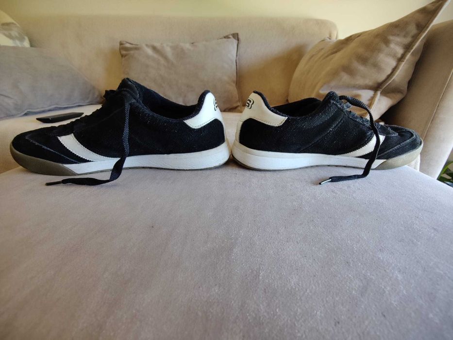 Sapatilhas Skechers tam. 43 em excelente estado